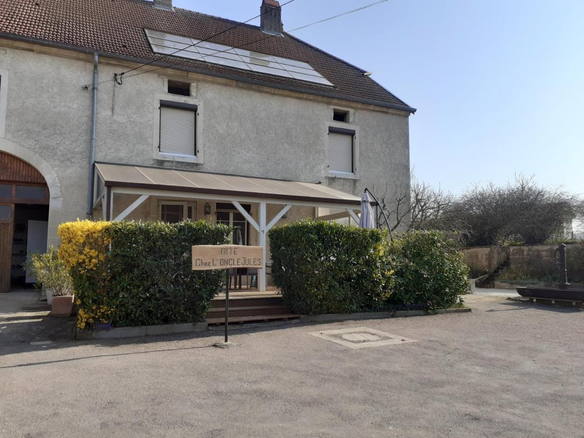 Gite Chez L'Oncle Jules Velesmes-Echevanne Esterno foto